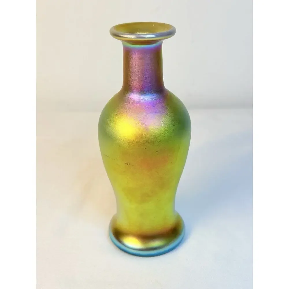 Signed Carl Randke Phoenix Studios Gold Iridescent Art Glass Bud Vase PP18GL